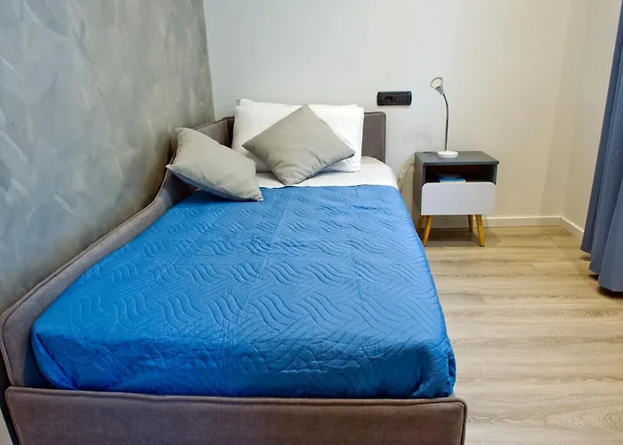 Per Voi-tre Minuti Dal Apartment *